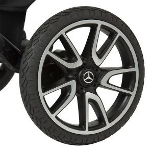 Дизайн колес Hartan Avantgarde Mercedes-Benz GTX аналогичен автомобильным пятиспицевым дискам AMG