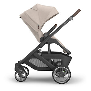 Как и в предыдущих поколениях UPPAbaby Cruz - прогулочный блок реверсивный